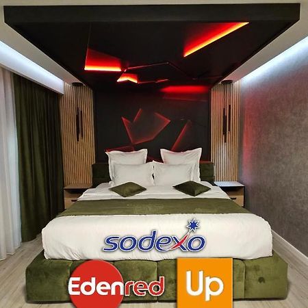 Monarc Boutique Aparthotel - Self Check-In Visan Экстерьер фото