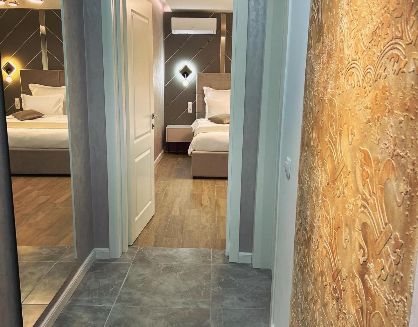 Monarc Boutique Aparthotel - Self Check-In Visan Экстерьер фото