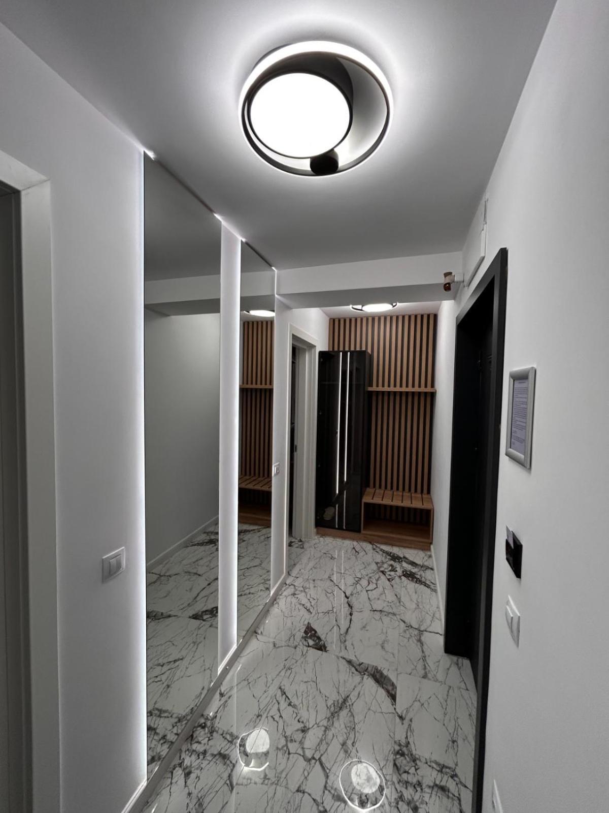 Monarc Boutique Aparthotel - Self Check-In Visan Экстерьер фото