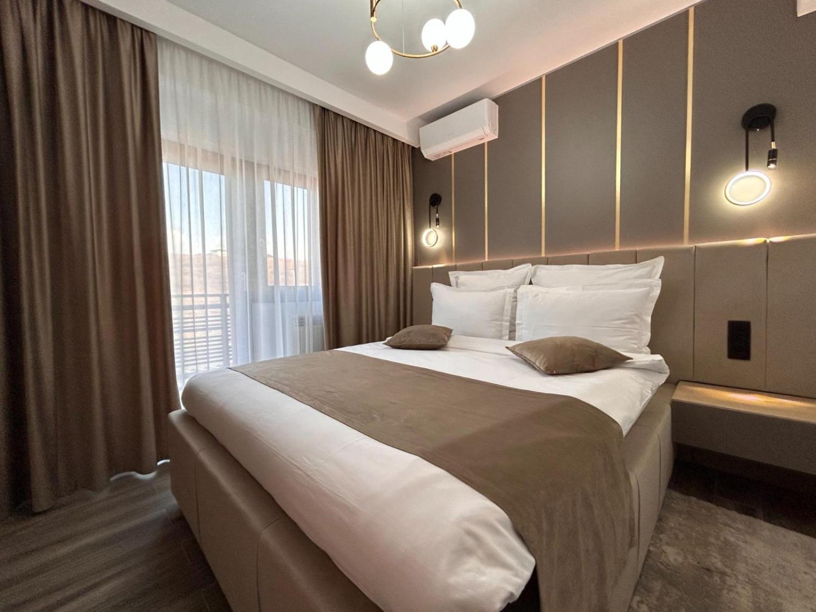 Monarc Boutique Aparthotel - Self Check-In Visan Экстерьер фото